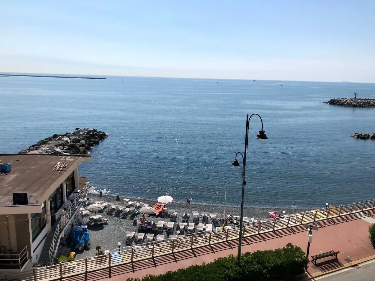 Apartment La Casetta Di Dory Sul Mare Genoa